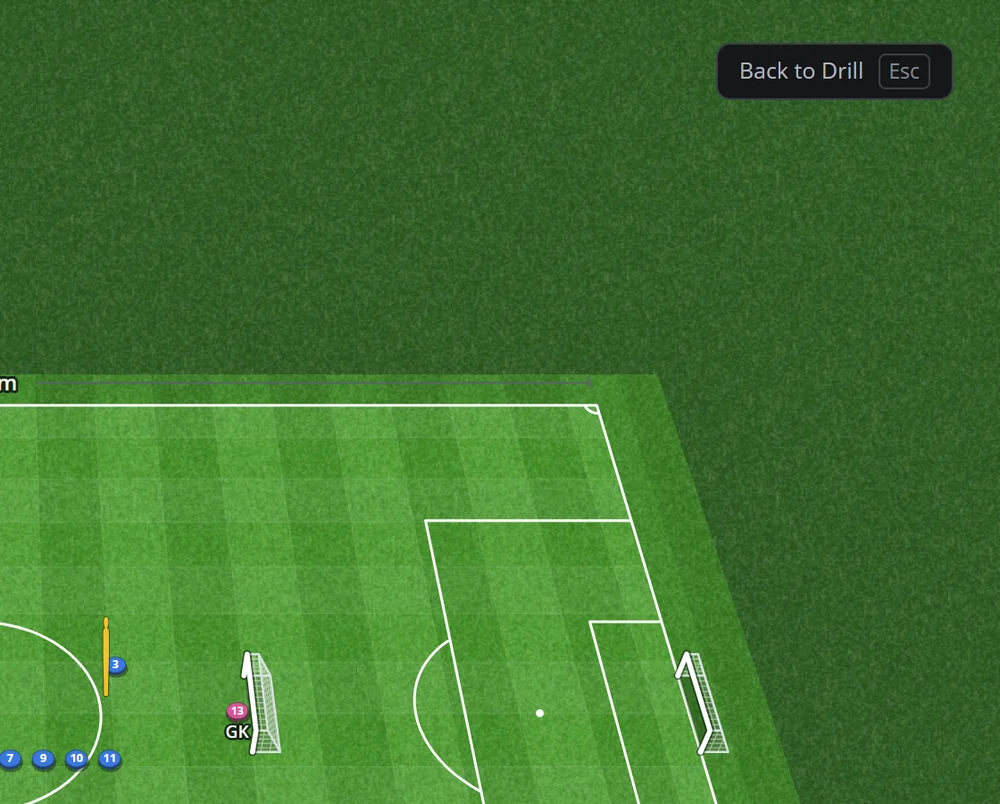 Present mode: the drill title and the numbered coaching points beside the pitch